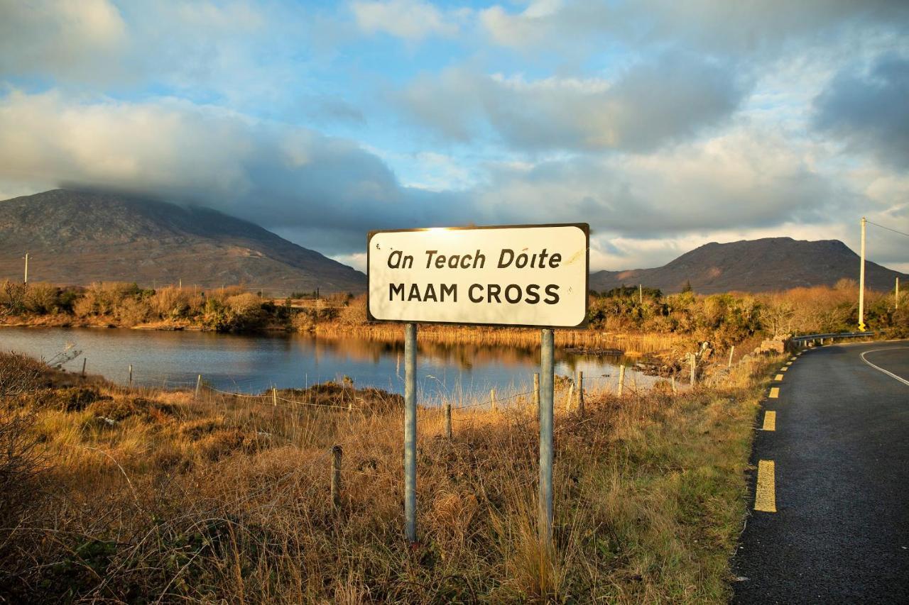 Peacockes Hotel Maam Cross Εξωτερικό φωτογραφία